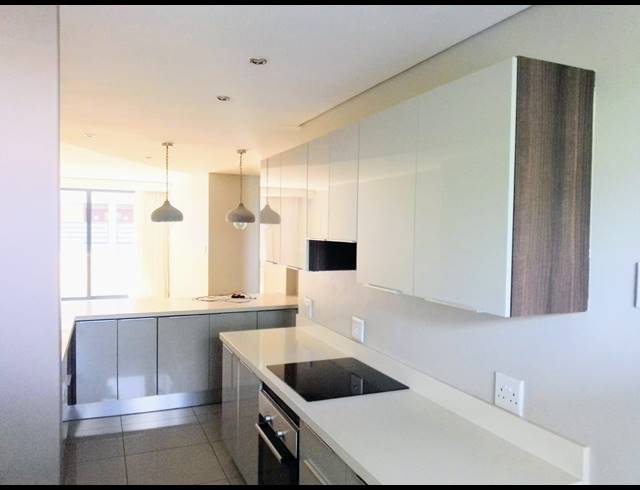 2 BEDROOM APARTMENT FOR SALE IN MENLO PARK